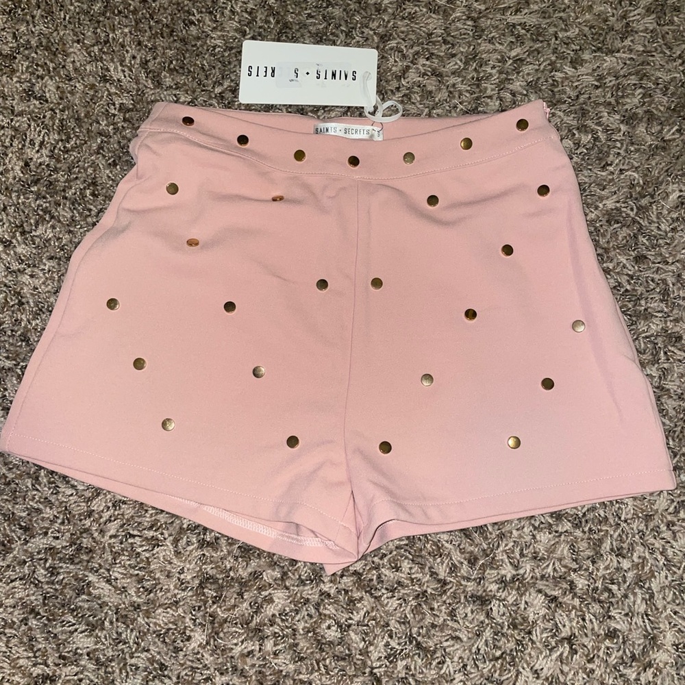 Classy pink shorts